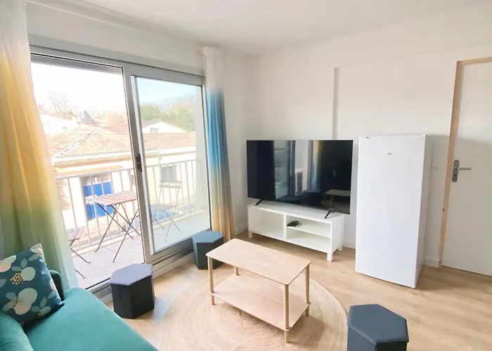 Chambre Et Salle De Bain Privee Dans Appartement Partage Avec Toilettes Partages - Talence - Tram B - Ref R1